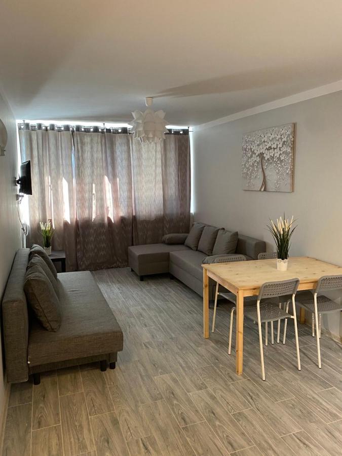 Coser Apartamenty Metro Onz Варшава Экстерьер фото
