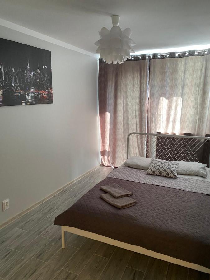 Coser Apartamenty Metro Onz Варшава Экстерьер фото