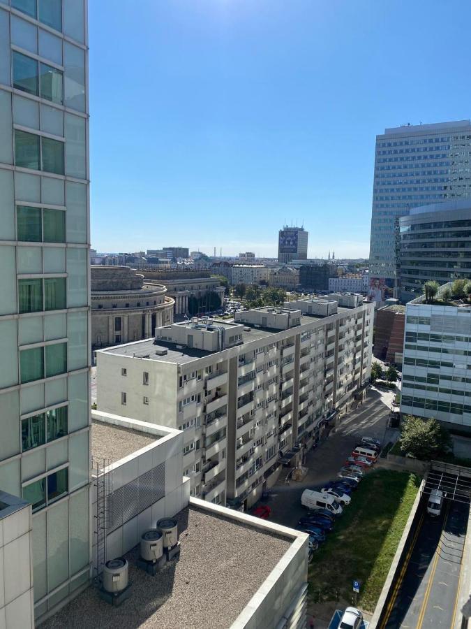 Coser Apartamenty Metro Onz Варшава Экстерьер фото